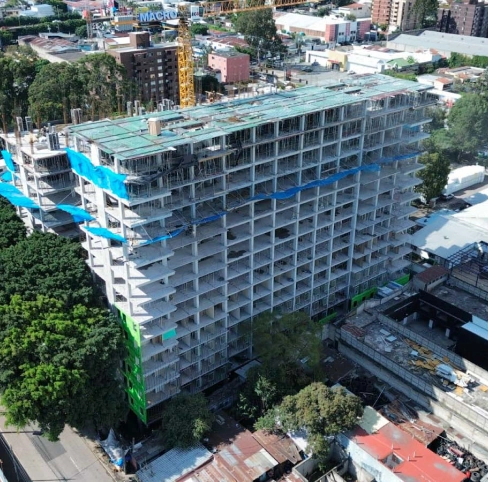 Vista aérea de la estructura de ElevaOnce en octubre 2026